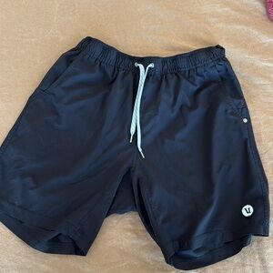 Men’s XL VUORI shorts